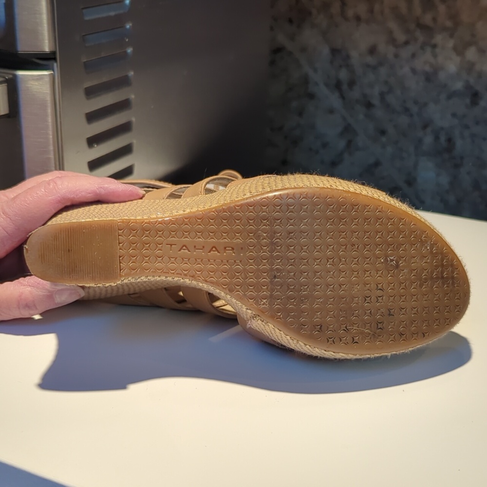 Shoes - Picture 5 of 8